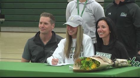 13 athletes sign NLI at Shenendehowa High School